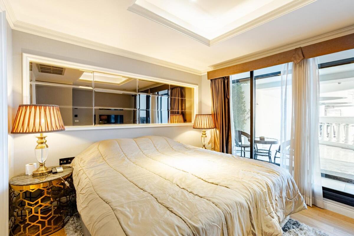 State tower City view Central River Station - 2