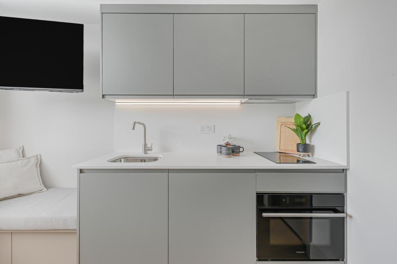 Studio 17 OneStay Maida Vale - 4