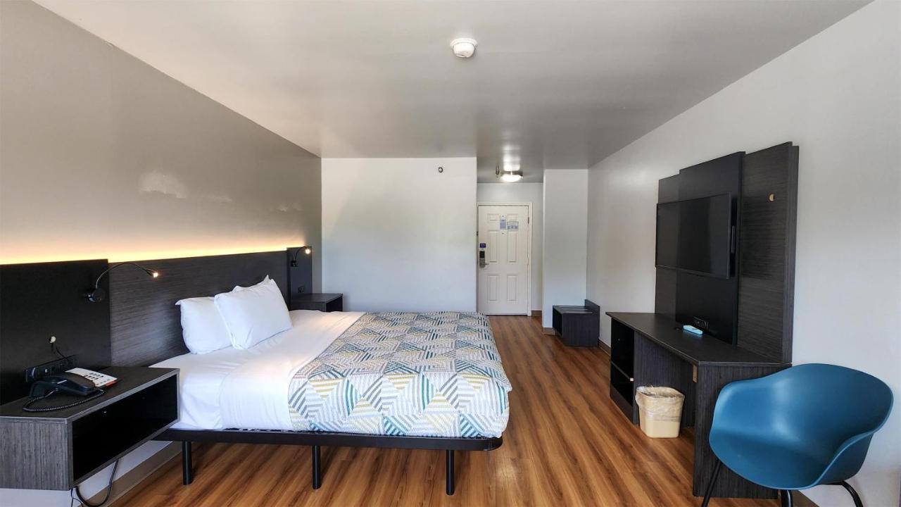 Rose Motel — photo 20
