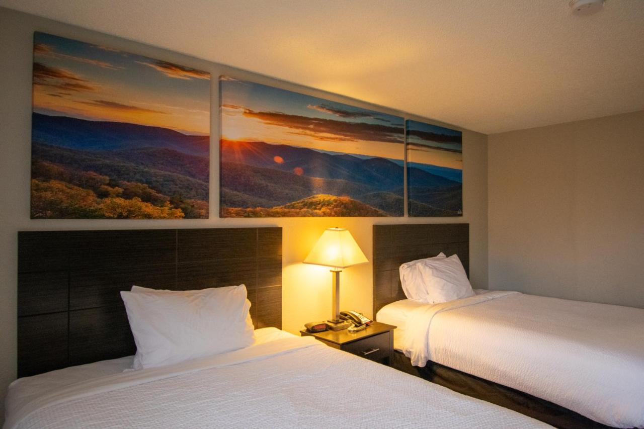 Economy Inn — photo 15
