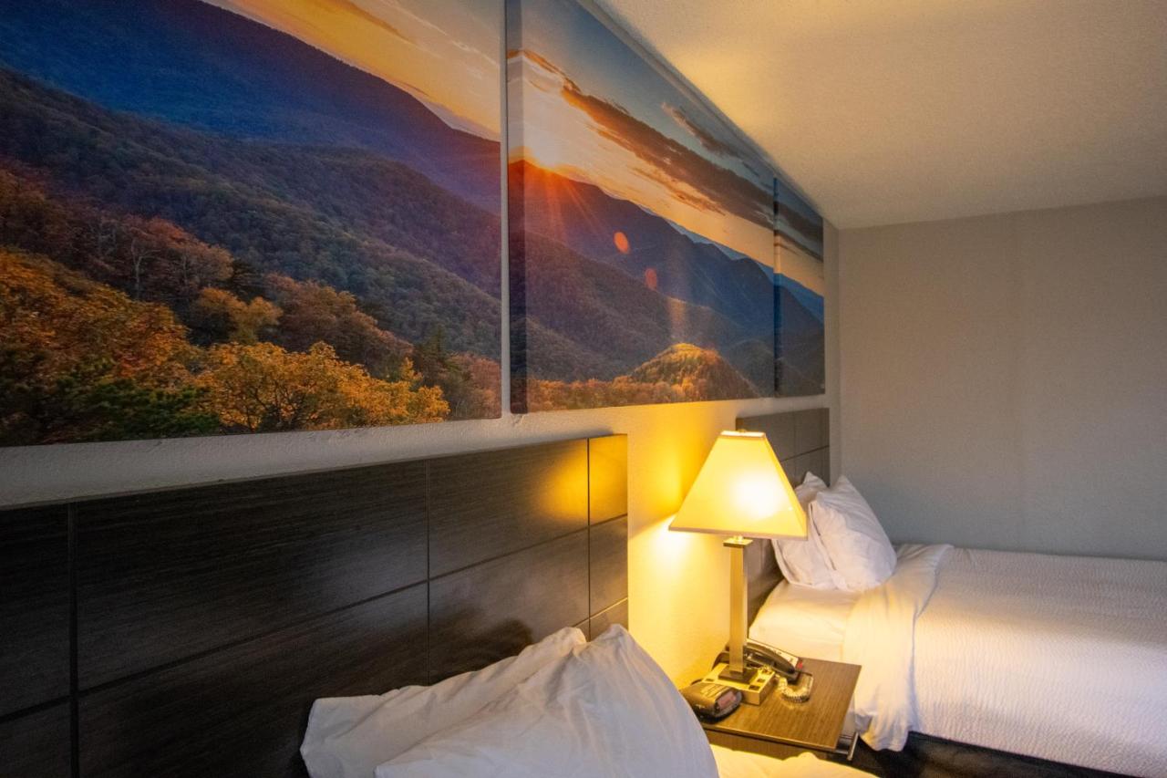 Economy Inn — photo 17