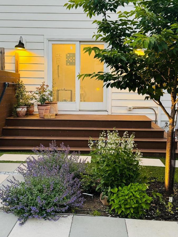 Designer Home 2 Bedroom - 20min to NYC WTC - Private Backyard - 3