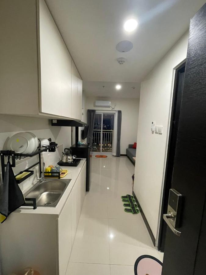 COMFORTSTAY - Citra Plaza Nagoya 1BR #12-12 Pool View - 5