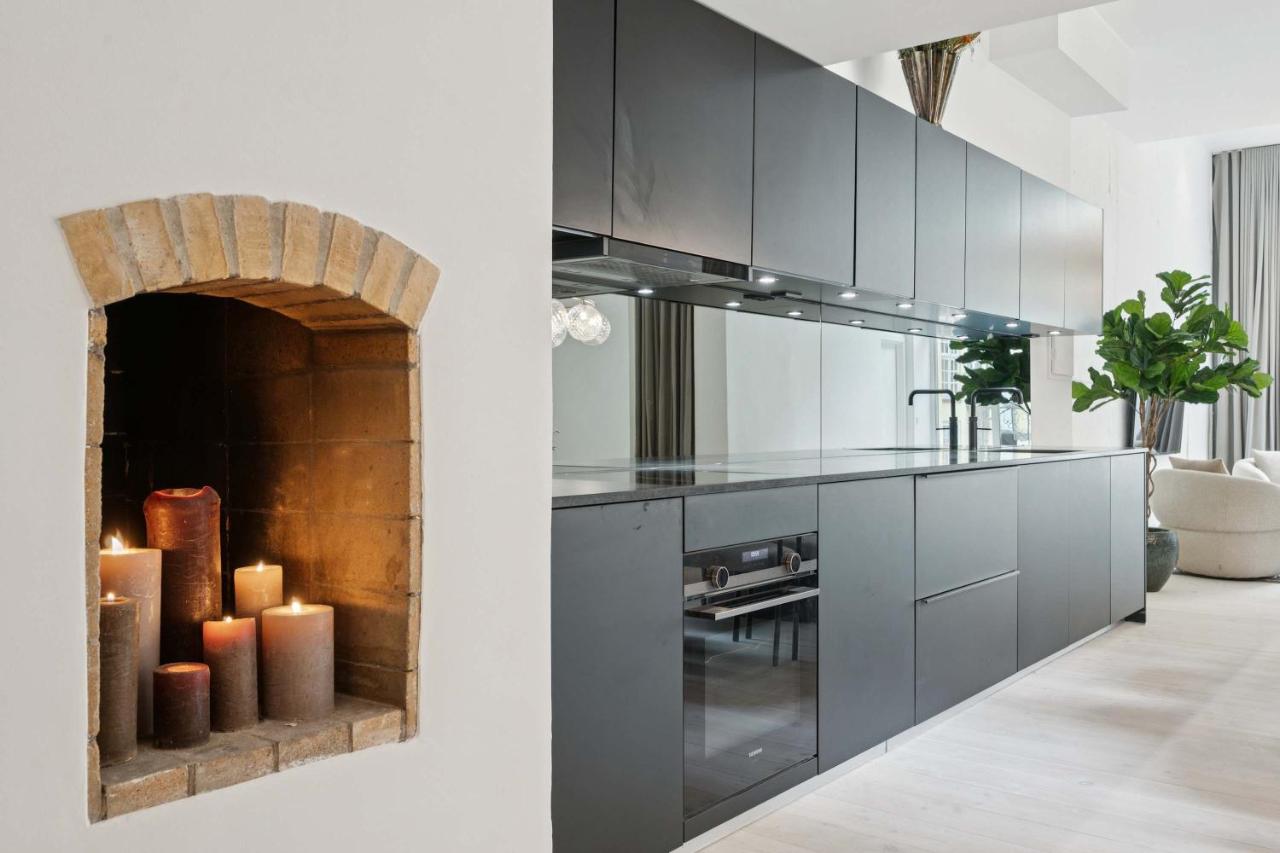 Luxury Stay by Freetown & Canals - 3