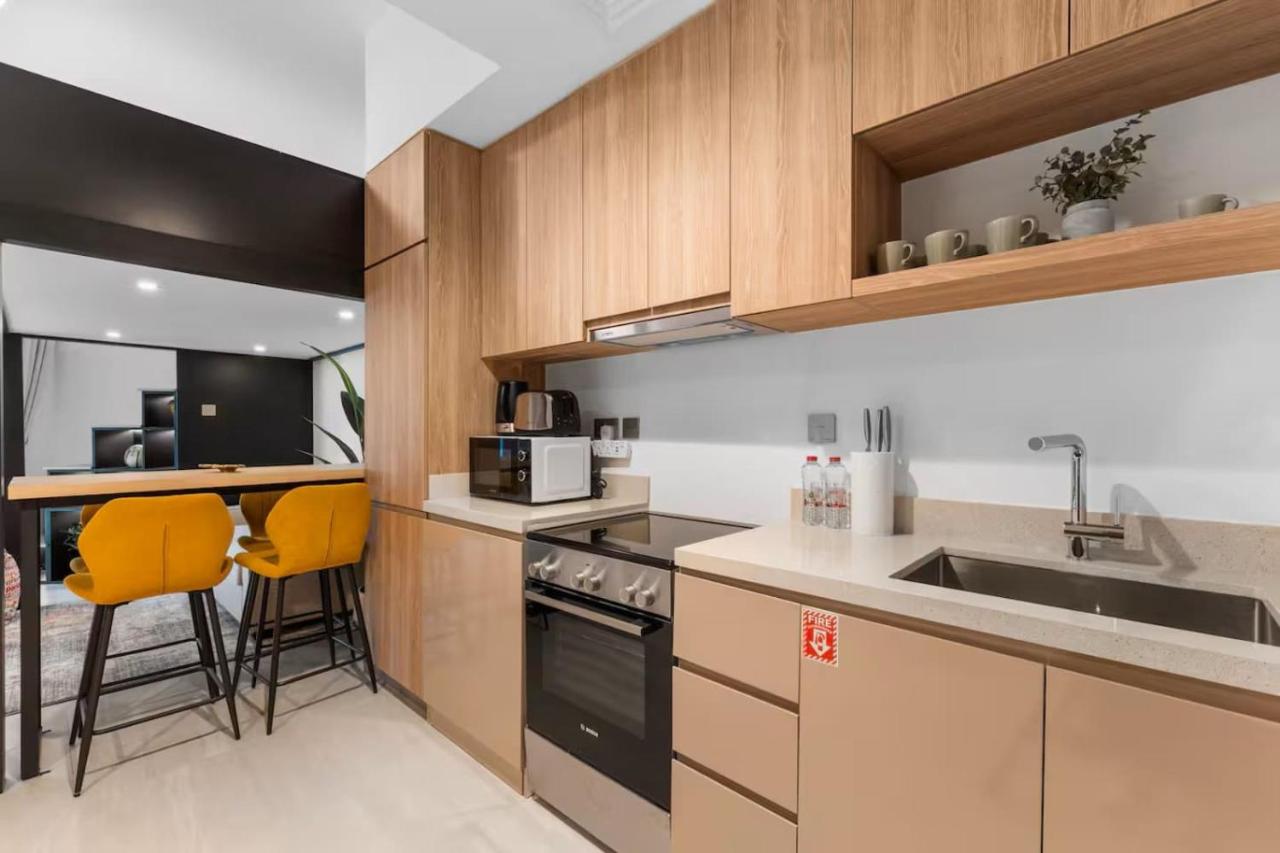 Luxe Studio Loft Type - Canal View - Fully Furnished - 5