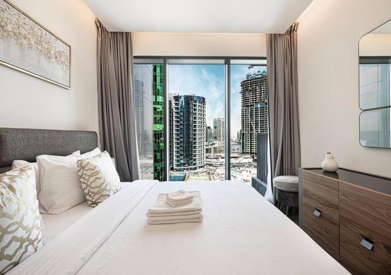 Waterfront 1BR - Canal View - Fully Furnished - 2