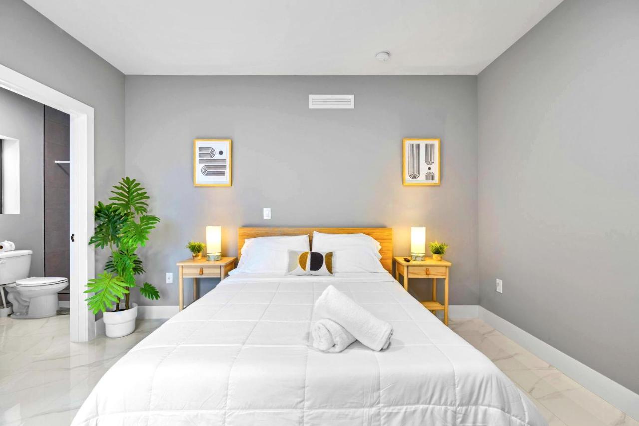 Comfy Studio W Beautiful Space! - 4