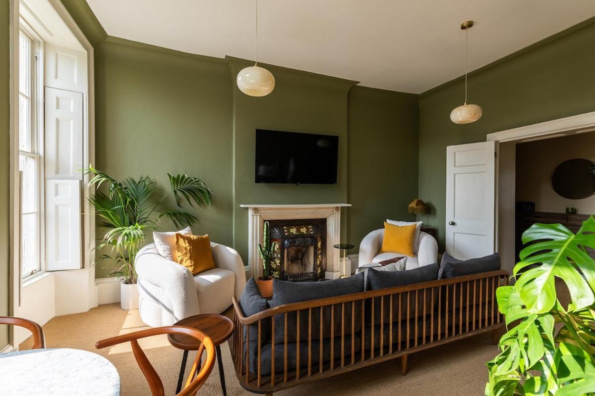 Bladud Buildings - Designer 2-Bed Apartment in Bath - Walk Everywhere - 2
