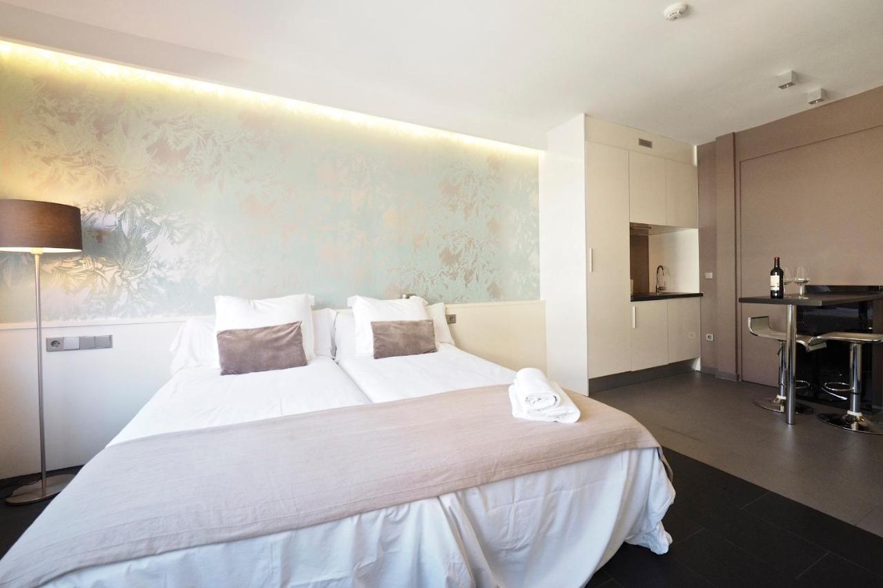 Barcelona Fifteen central Aparthotel - 4