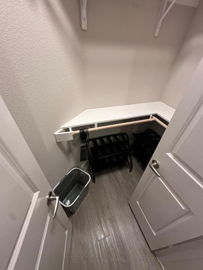 Goldy | Big Group Stay, Game Room, Coworking, Pool - 3