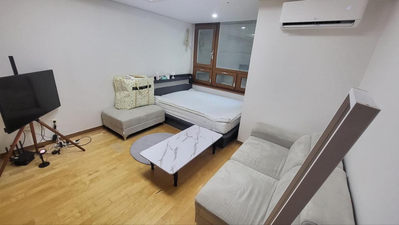 4-2323 #Gangnam Stn, 5-min #Yeoksam Stn, 3-min #OTT - 2