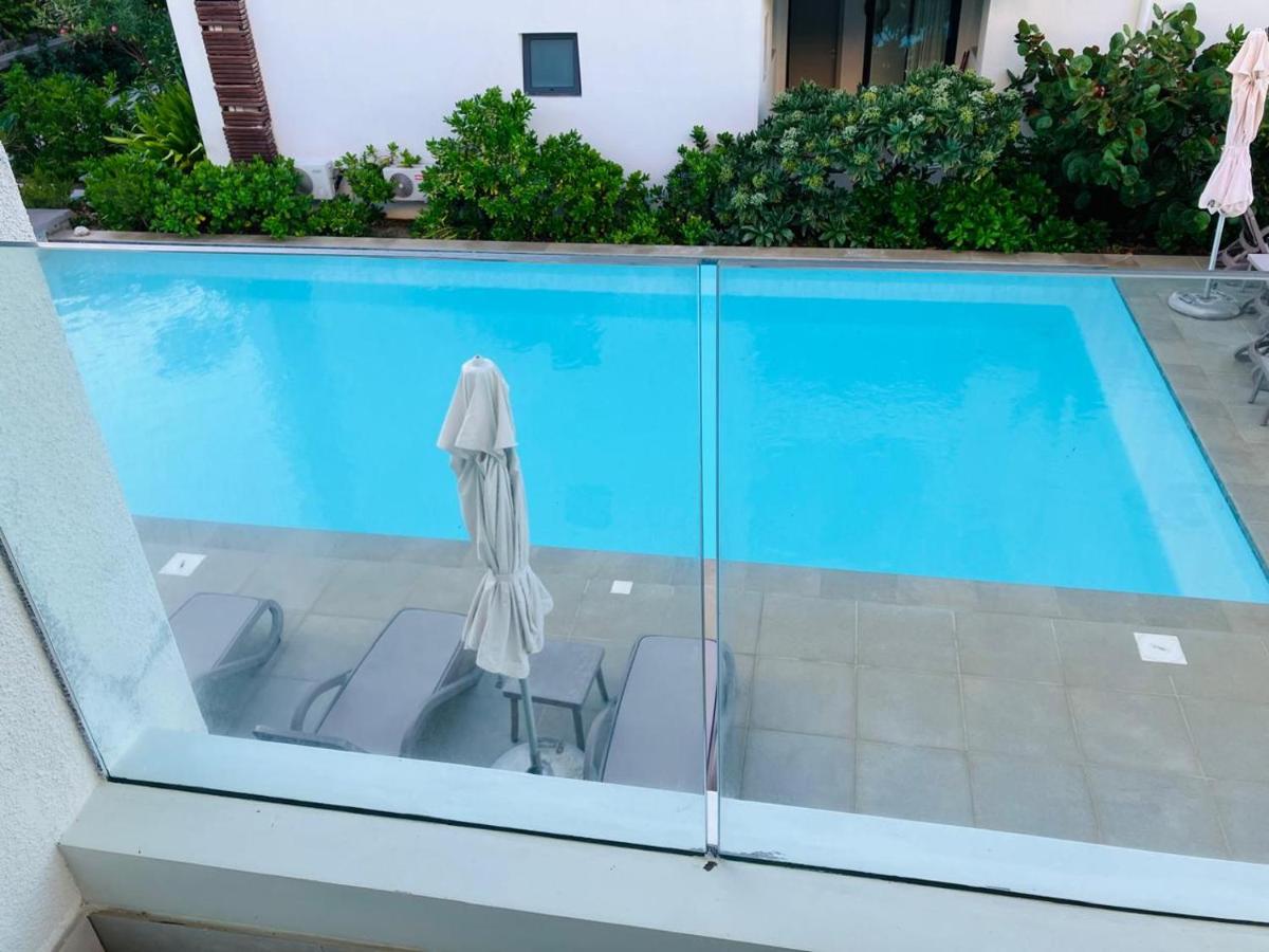 Eastern blue apartment seafront - 5