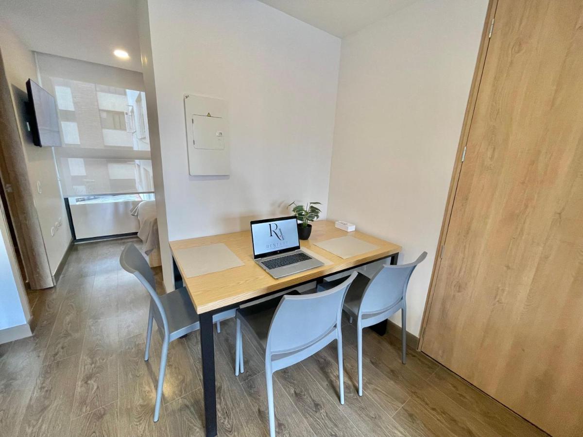 Acogedor estudio Gold Andino 350 m Nogal - 2