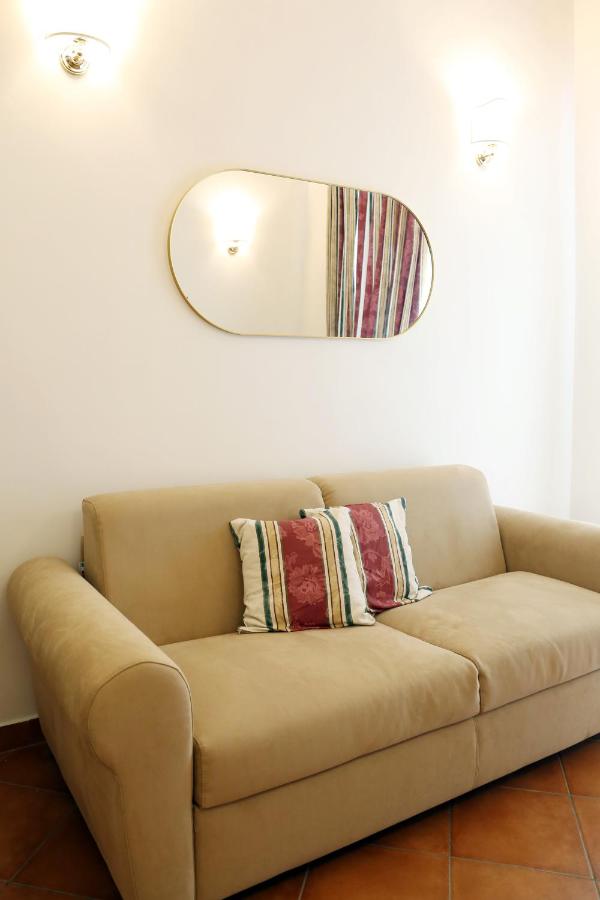 Con i tuoi occhi - 2