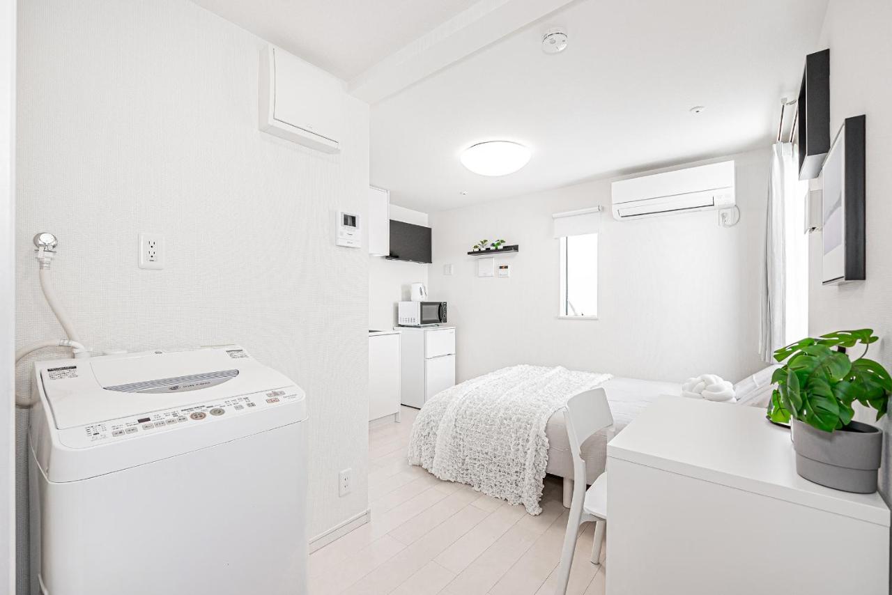 Subway Higashi Shinjuku Station by 5 mins walk Designer's Apart ment - 3