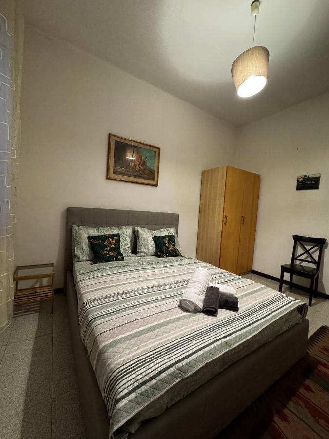 Casa Bella - Room 3 - 2