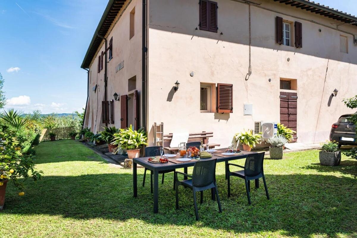 La Valle Near San Gimignano, Volterra, Pisa - 5