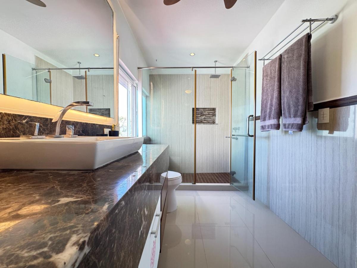 Marvelous Villa- in the heart of Cancun Hotel Zone - 3