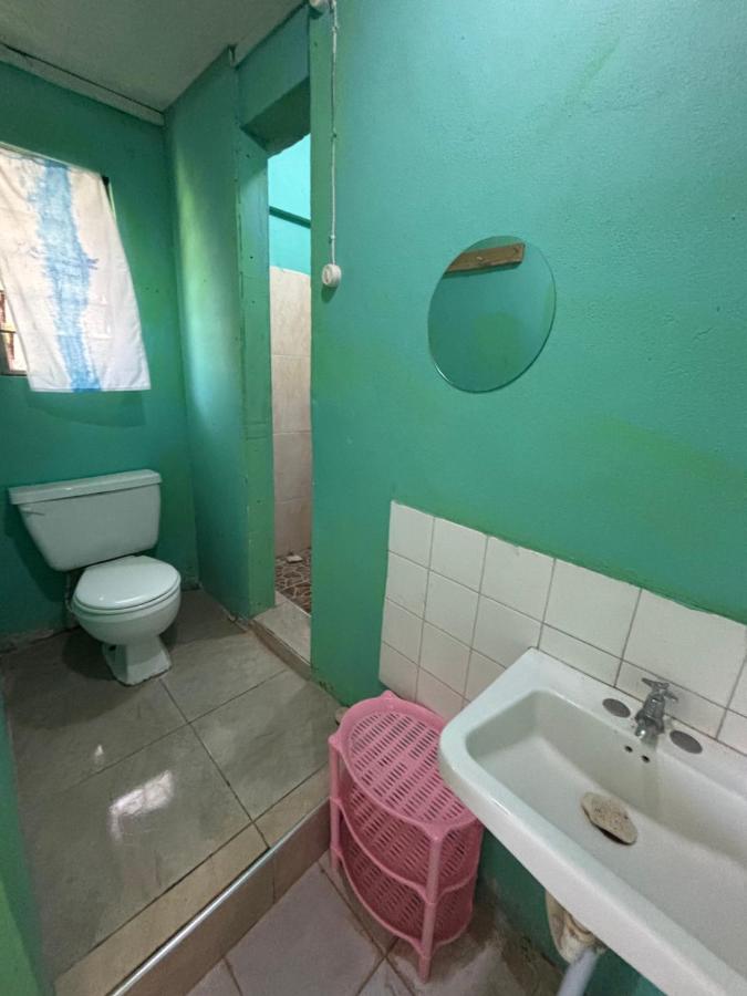 A Private Room in a Creative Space by the Sea - 3