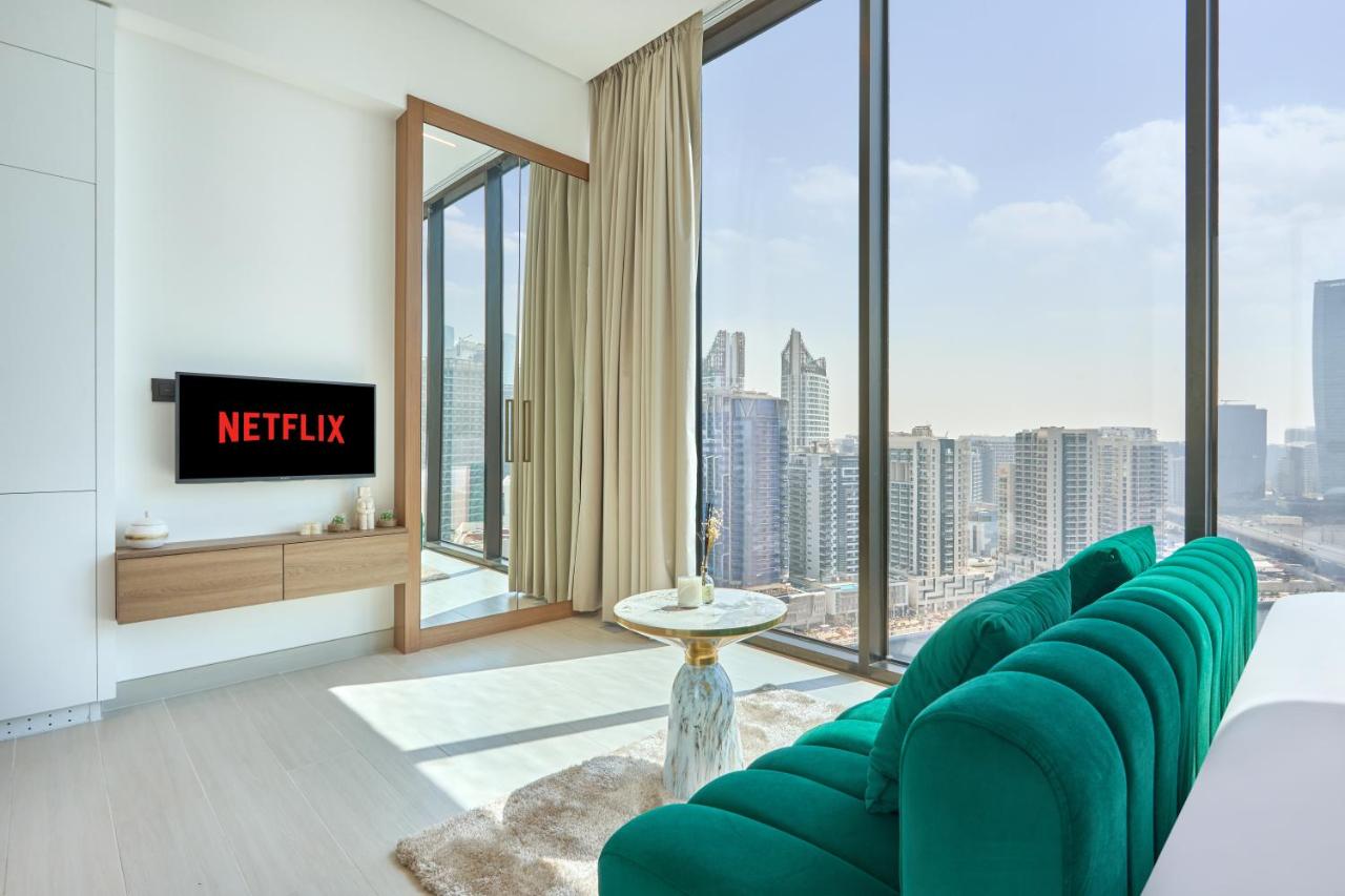 Charming Studio with Scenic Canal Views - 5