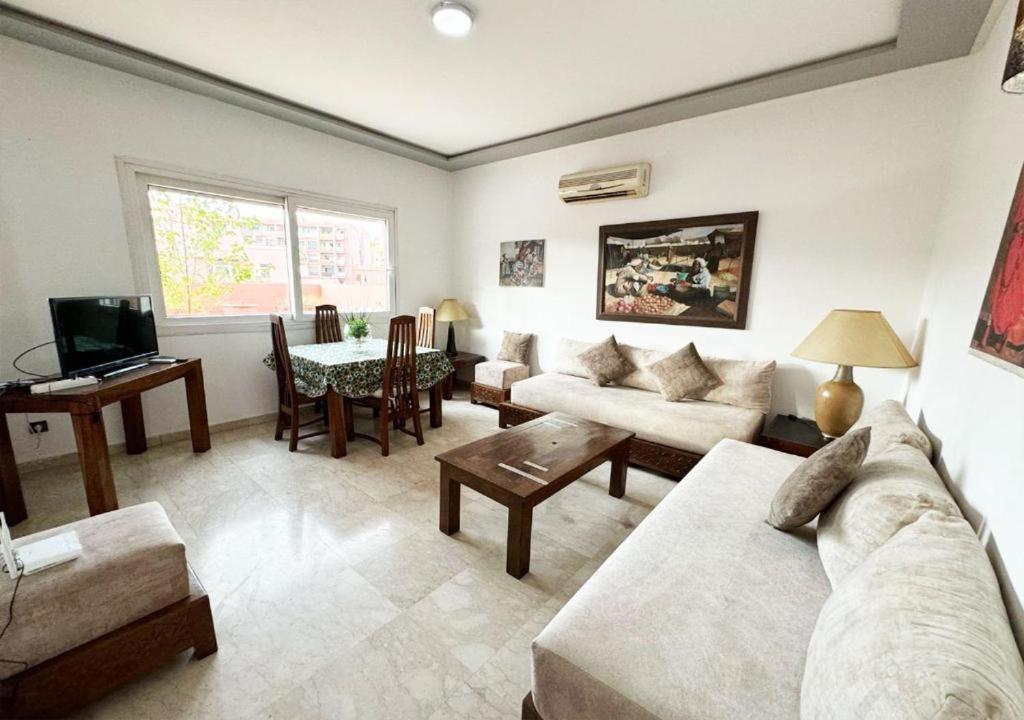 Escapade citadine avec balcon et confort total