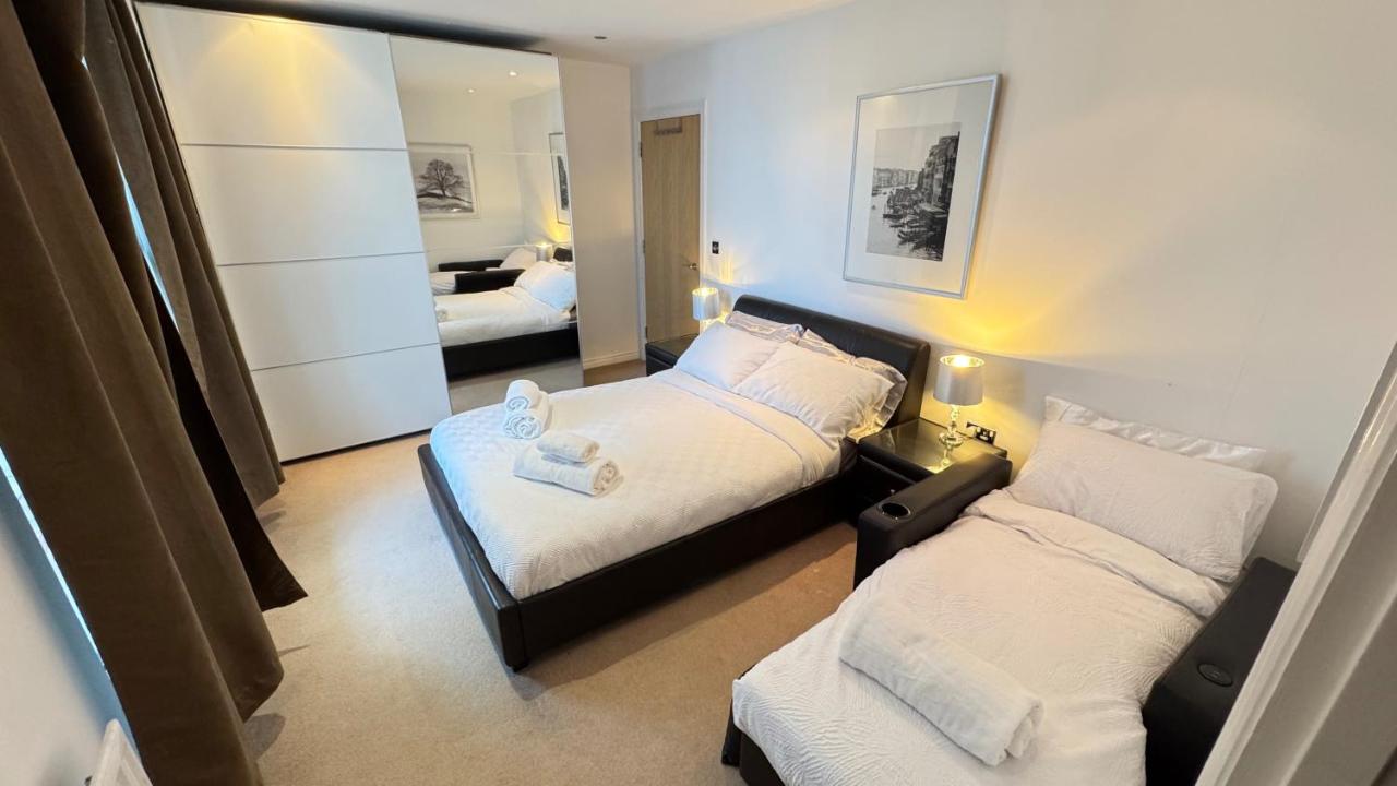 2-Bed Apt Sleeps 7 5 mins to Camden Market - 2