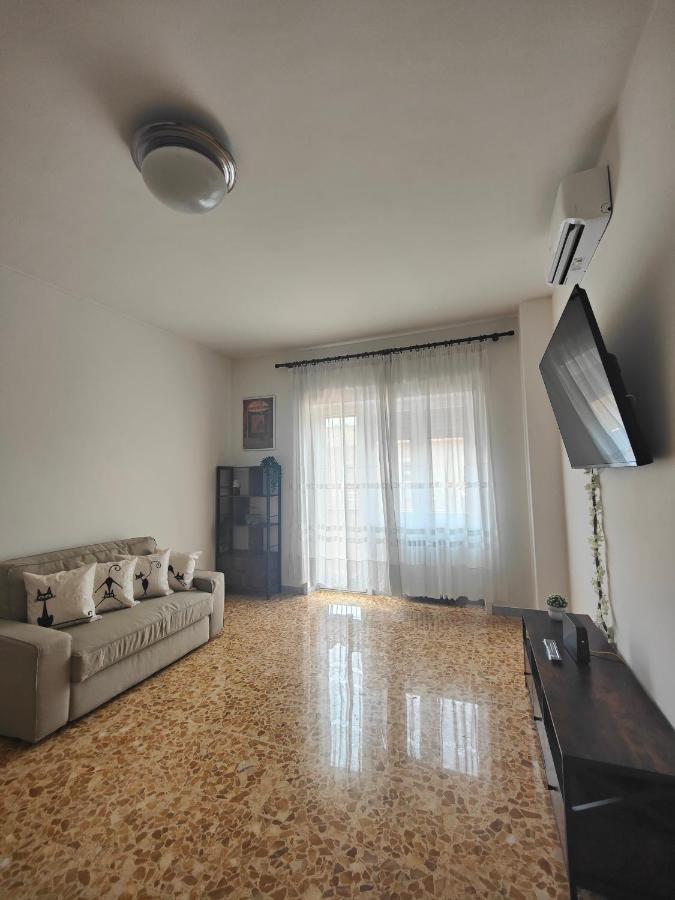 Large Apartment in Garbatella Near the Center of Rome - 4