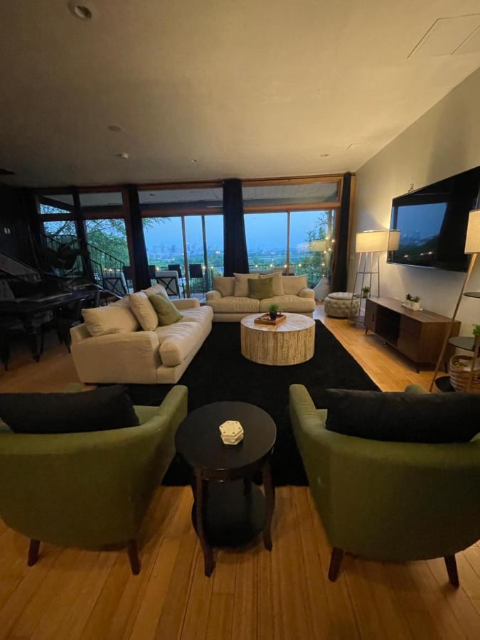 A Spacious Home With Amazing Views and Elevated Outdoor Spaces - 5