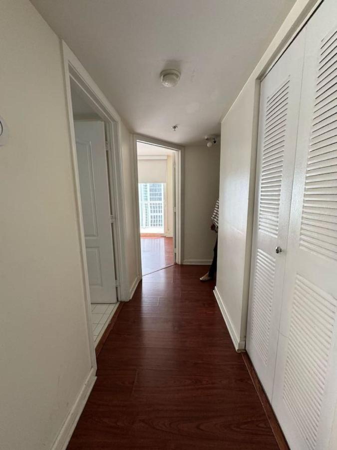 Bright 2BR Apartment in Prime Brickell Location - 3