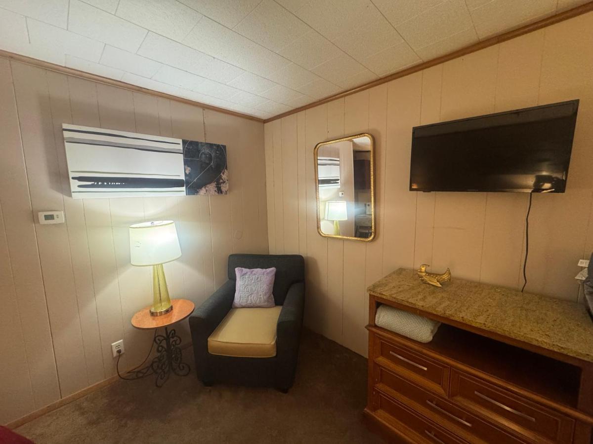West Wind Motel — photo 17