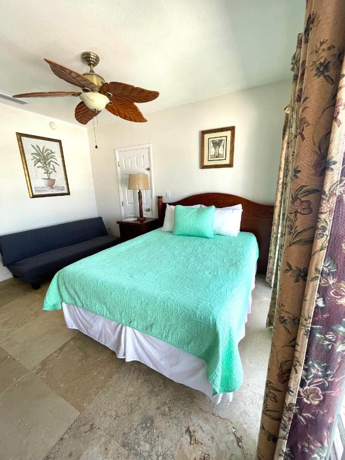 Coconut Cove Resort & Marina — photo 4