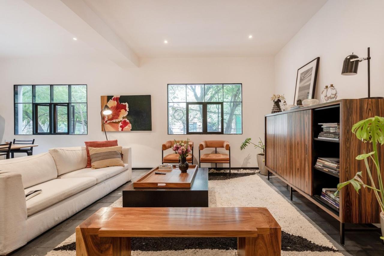 Enjoy the luxury of this premium 3BR | - 5