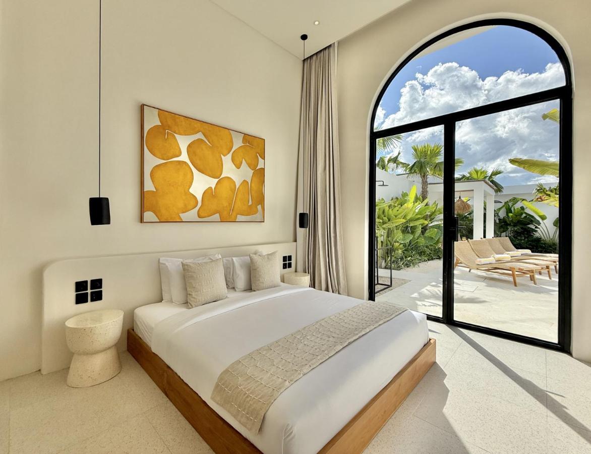 Dolce x The Young Villas - 2