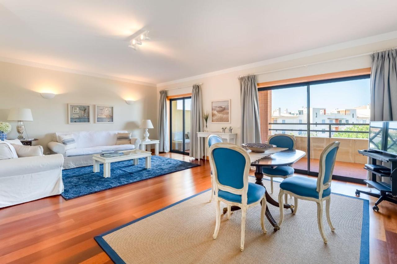 Penthouse with Pool View in Albufeira by Lovelystay - 2