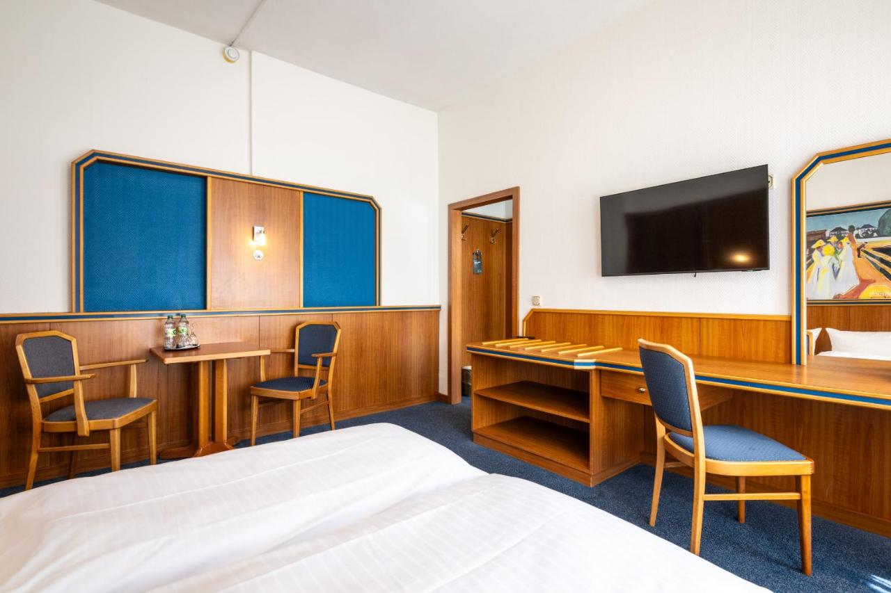 Hotel und Rasthof AVUS - 5
