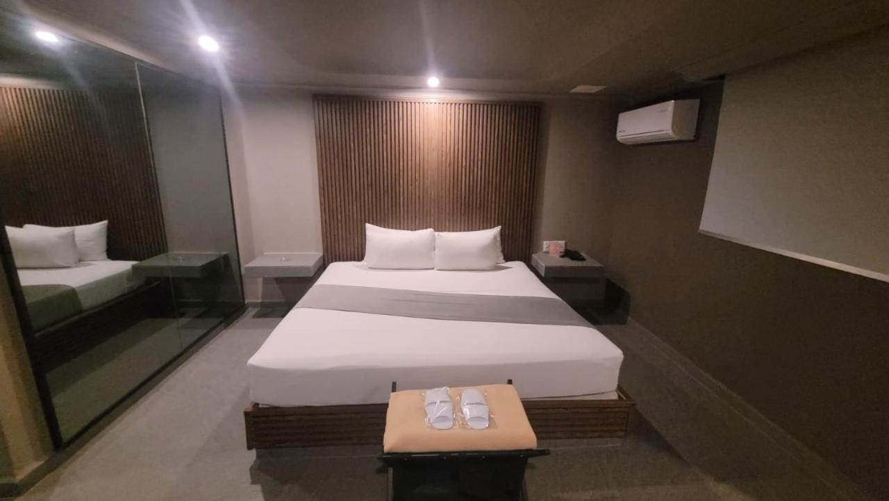 Real La Viga Motel - 2