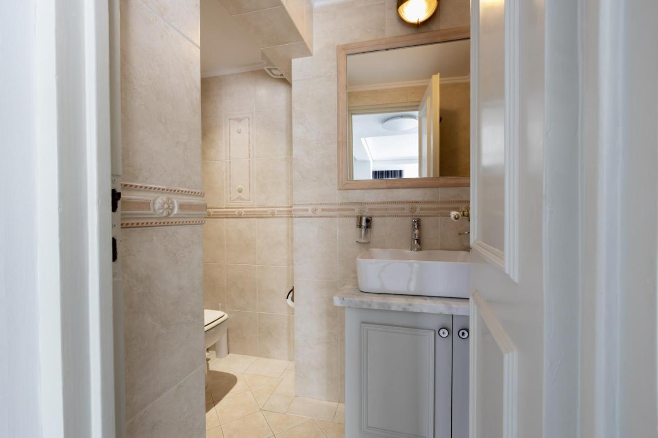 Wake Up to the Acropolis in a Hidden Gem - 3