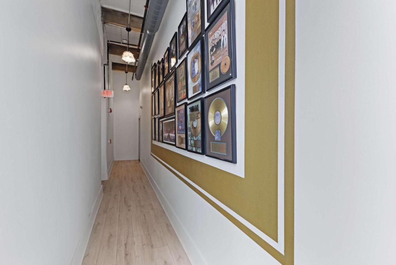 Legends Row by Maddox Hotel - 3