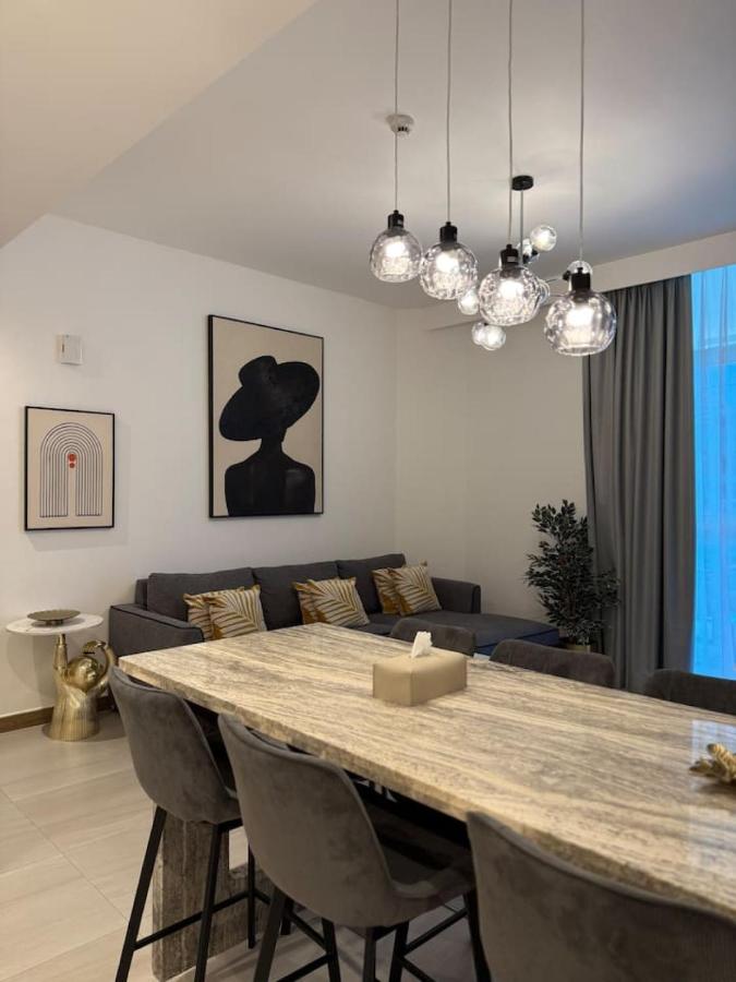 Stylish 2BR - Burj Khalifa - Waterfront View - Fully Furnished - 5