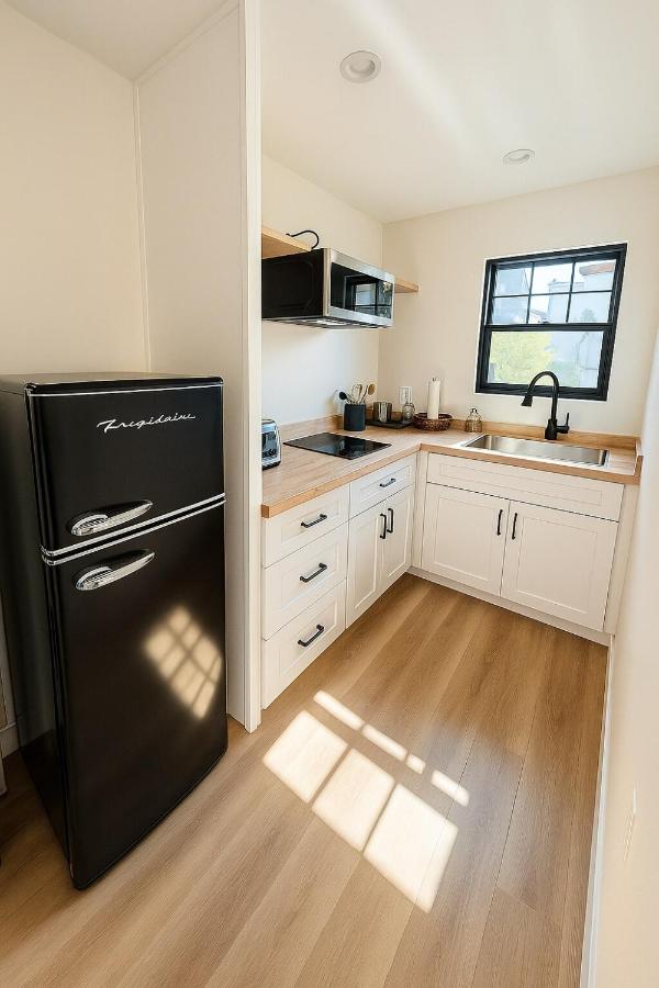 Charming Casita near USC, SOFI, and Culver City - 4