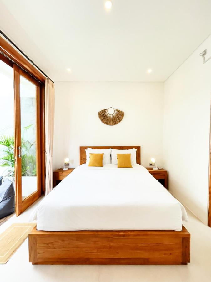 Villa De Tutti - 2BR Pool Villa Near Seminyak - 2