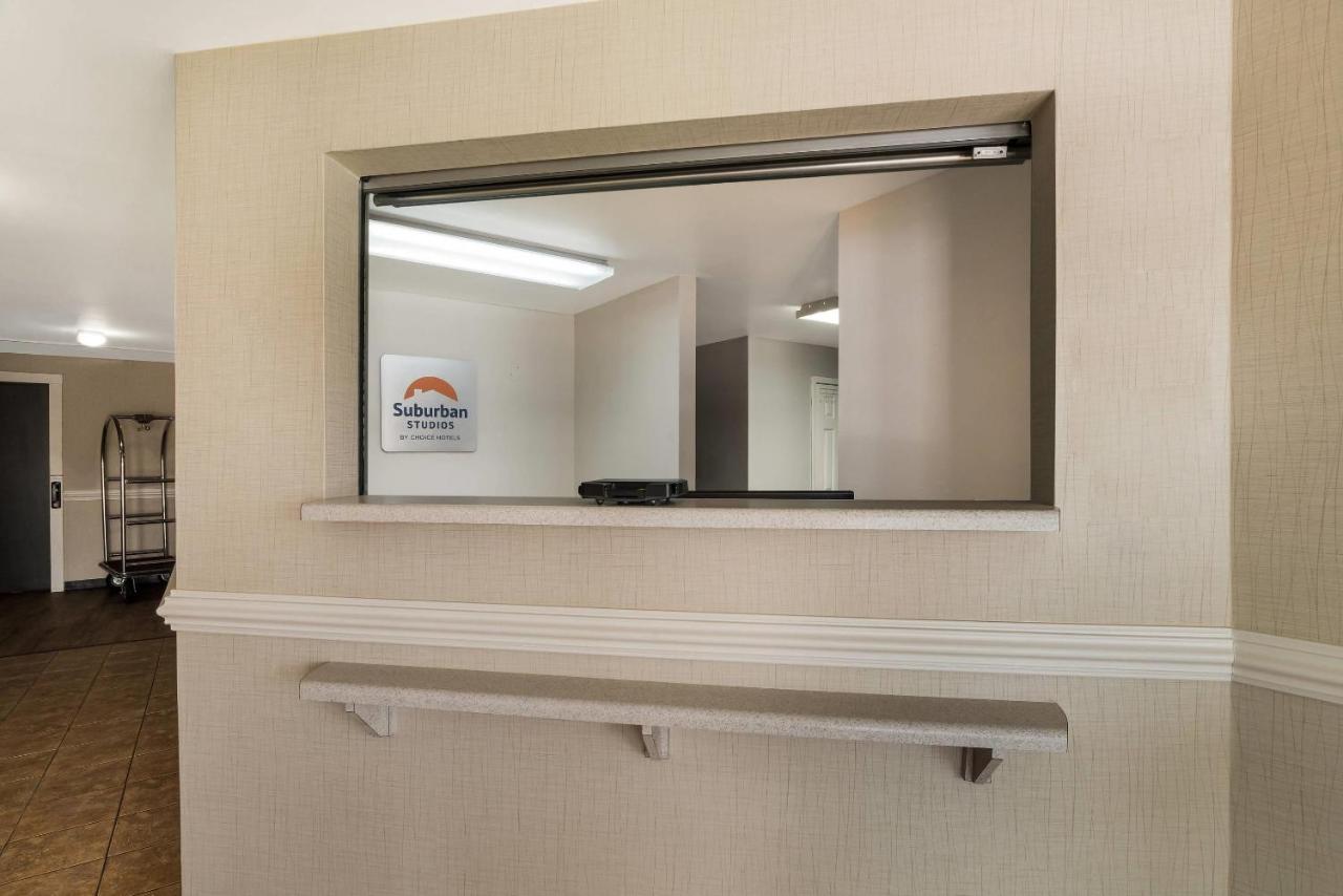 Savannah Suites-Arvada — photo 17