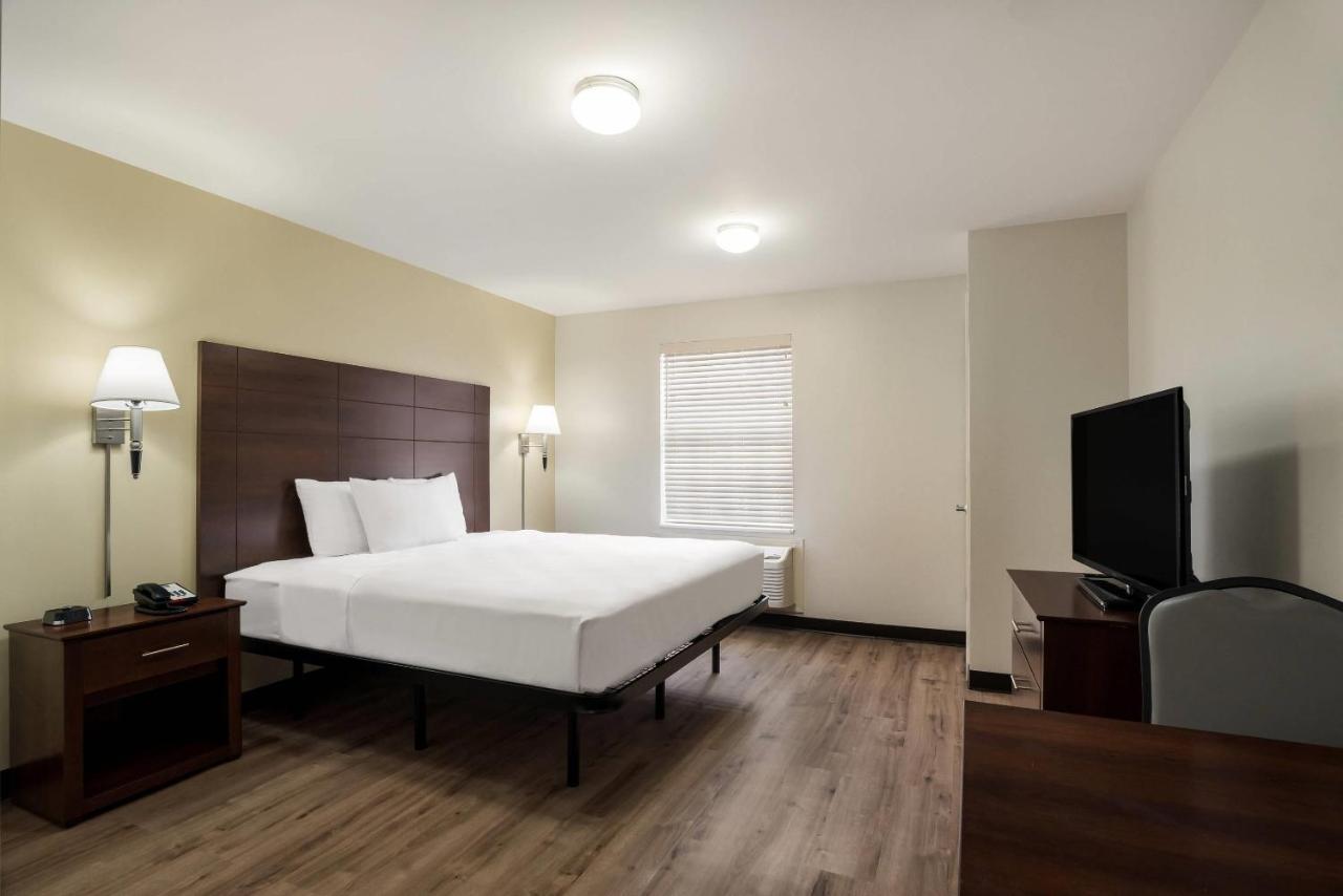 Savannah Suites-Arvada — photo 21