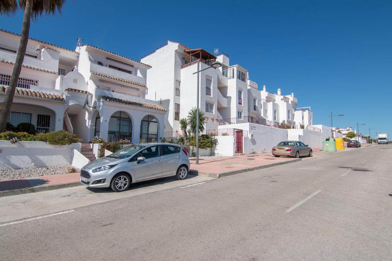 2144-Superb 2 bedrooms with terrace and pool, Manilva ...