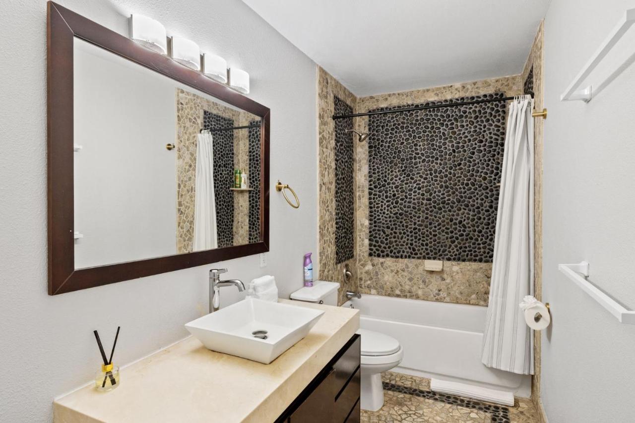 4BR house in trendy East Austin - 3