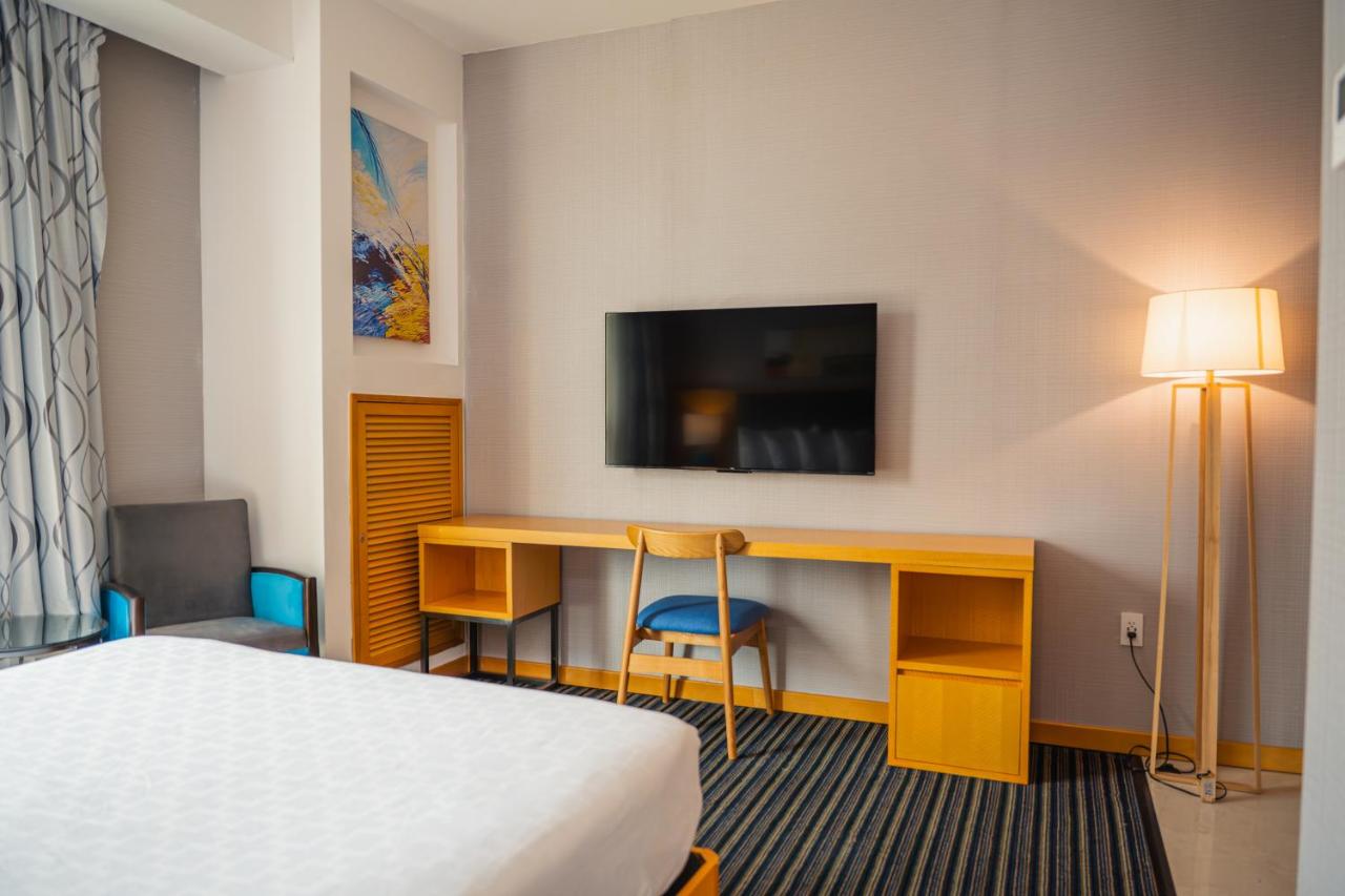 Galaxy Hotel Downtown — photo 17