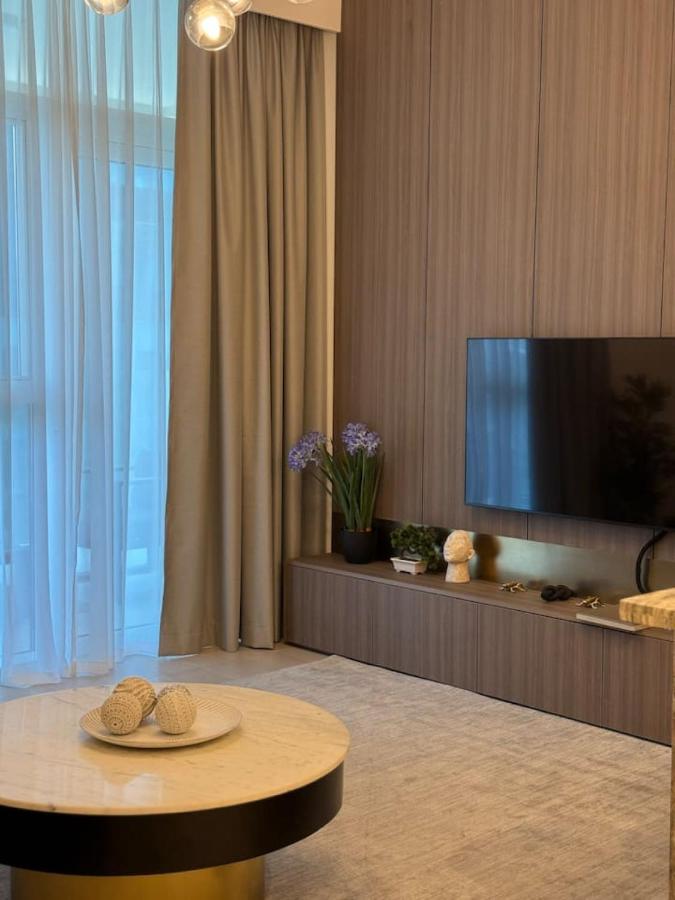 Canal View 1BR - Business Bay - Fully Furnished - 5