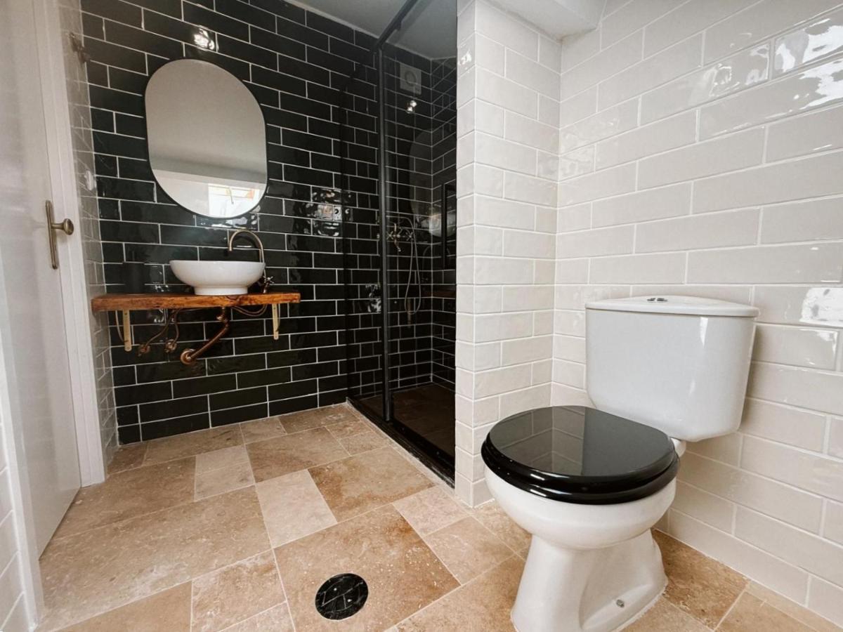 Alfama Charm - Authentic Lisbon Stay - 4