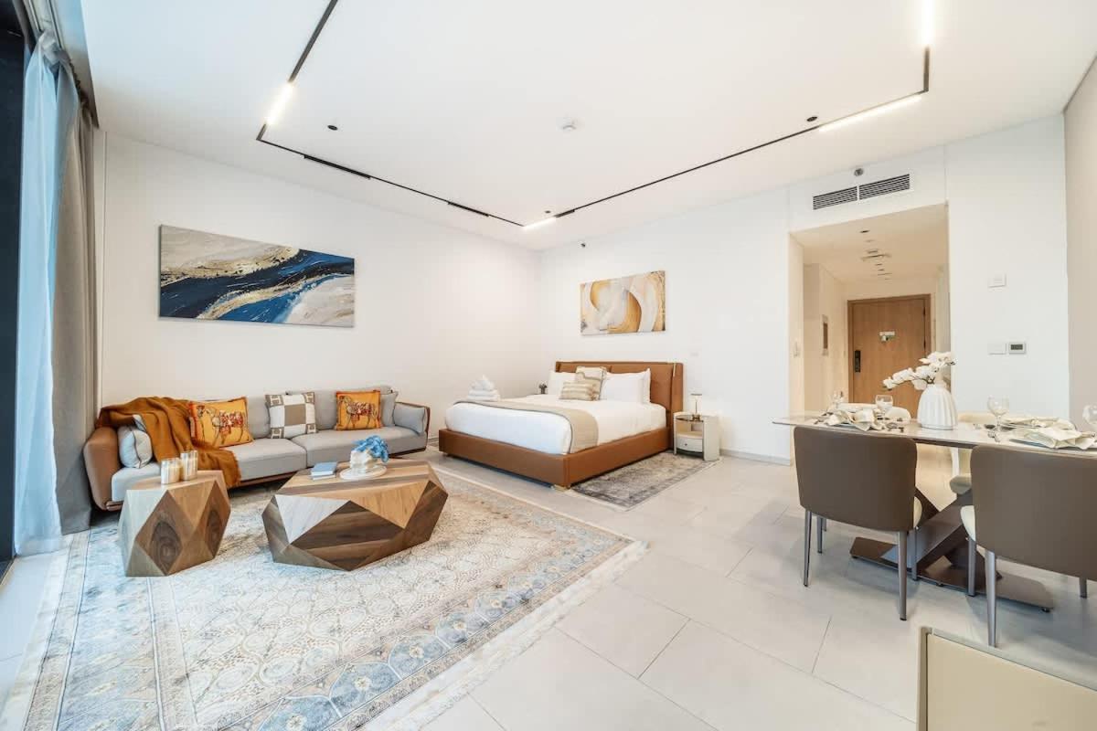 Airstay - Sleek Studio - Burj Khalifa & Pool Views - Monthly Offer Available - 2