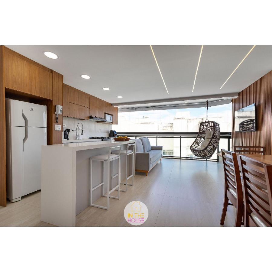 Beautiful APT on the block from Arpoador beach